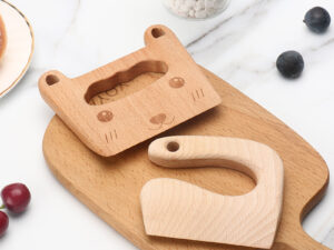 Children’s Wooden Knife For Cutting Fruits And Vegetables